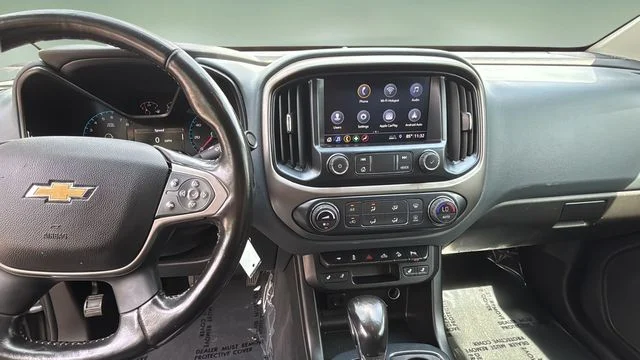 Used 2022 Gray Chevrolet Z71 image 11
