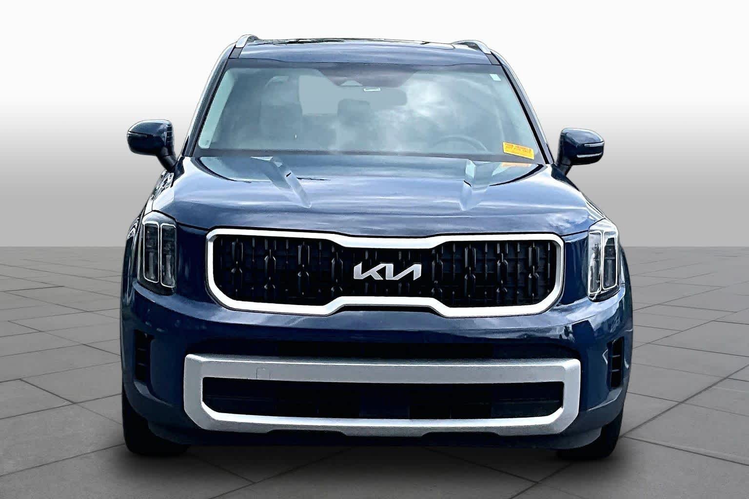 Used 2023 Midnight Lake Blue Kia EX image 4
