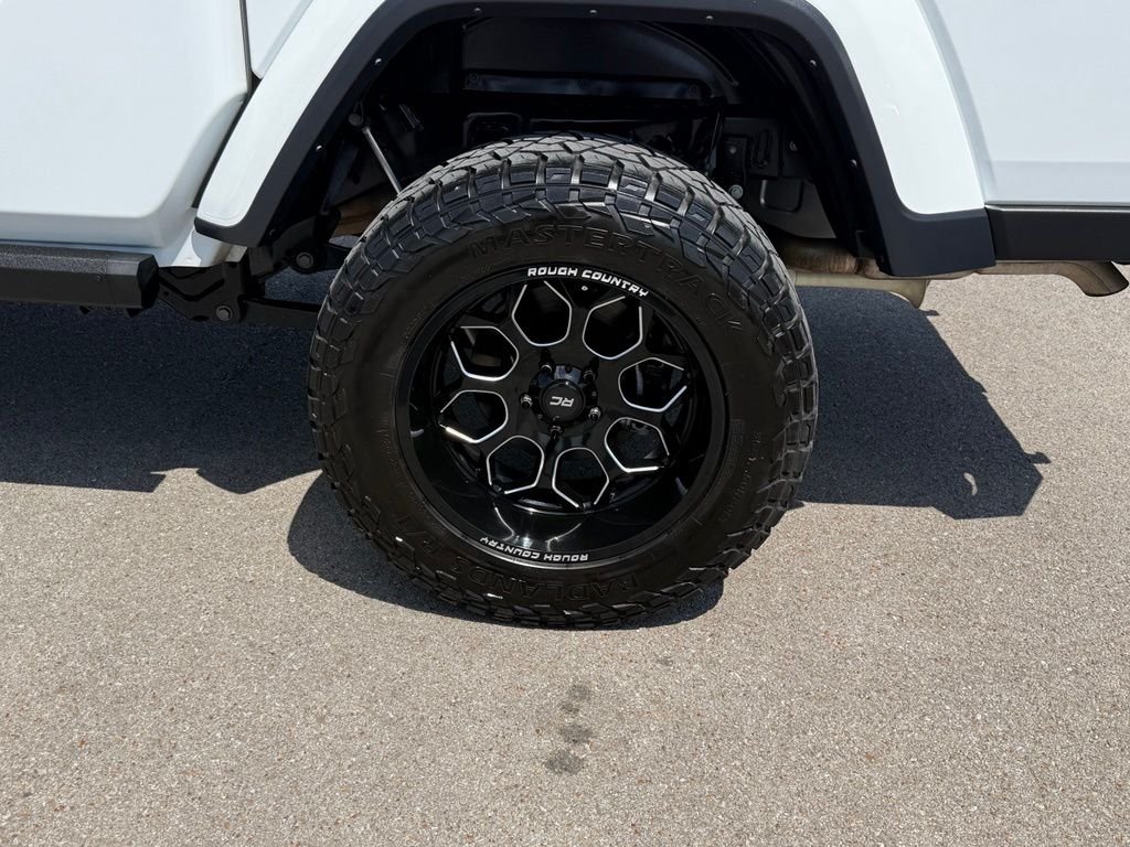 Used 2023 Bright White Clearcoat Jeep Willys image 43