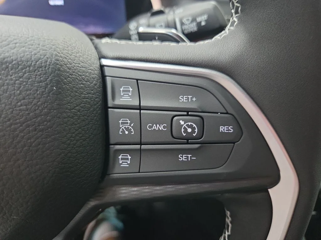 New 2027 High Gloss Black Jeep Laredo X image 22