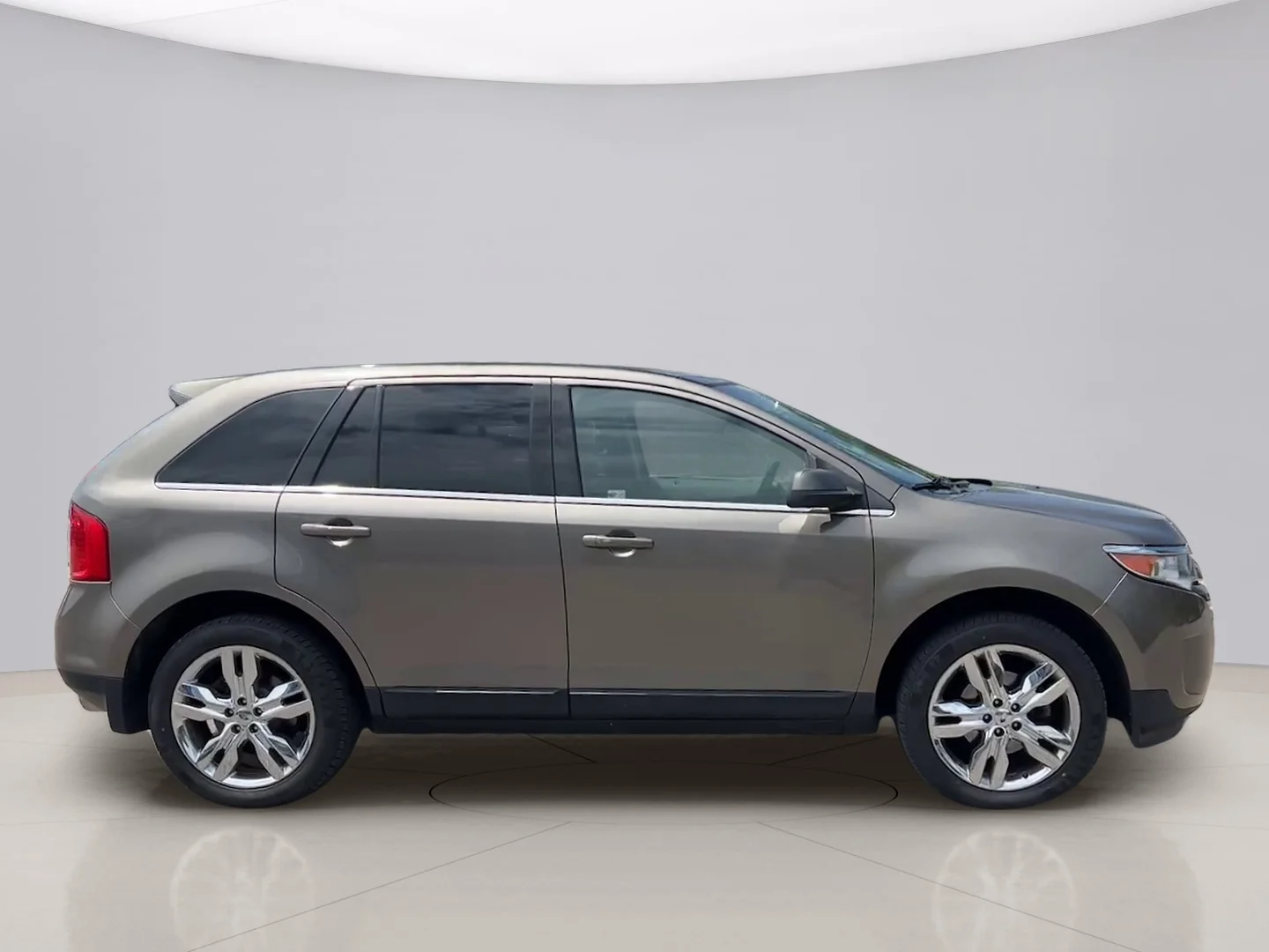 Used 2013 Brown Ford LIMITED image 7