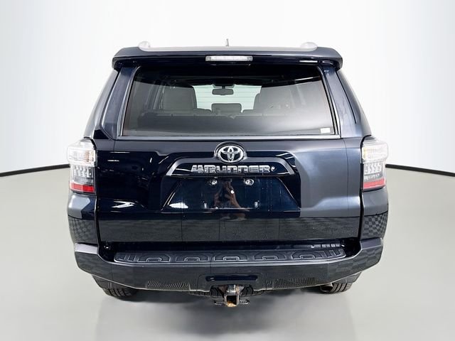 Used 2016 Black Toyota SR5 Premium image 6