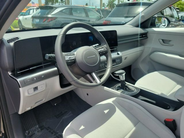 2025 Hyundai Kona SEL - Photo 11