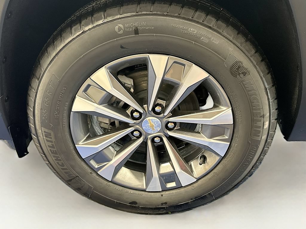 2027 Chevrolet Equinox LT - Photo 33