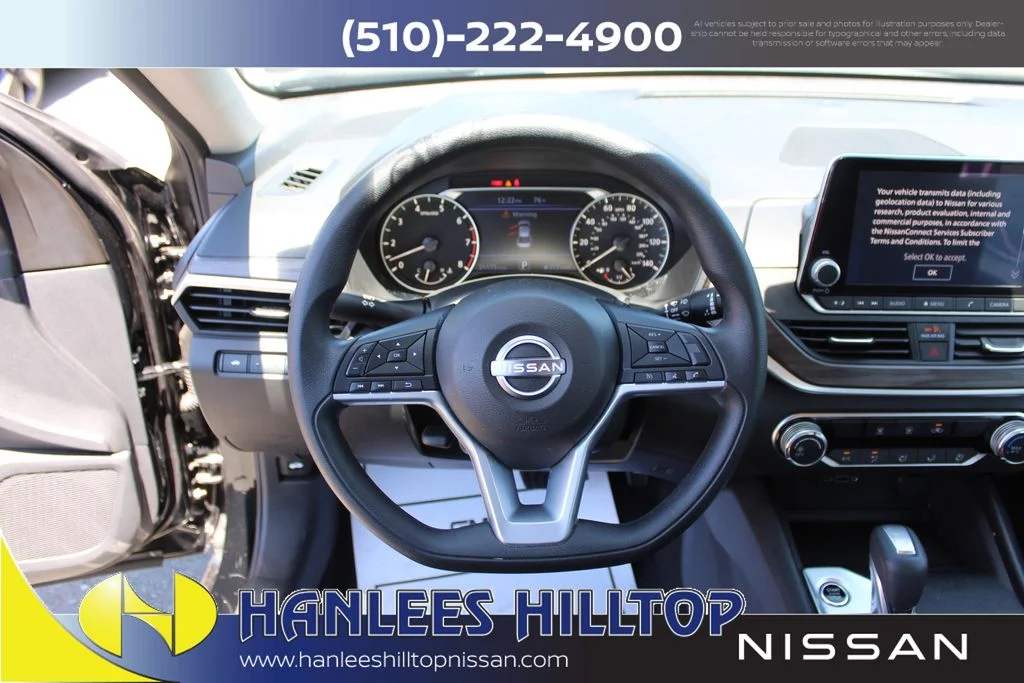 Used 2025 Black Nissan 2.5 SV image 16
