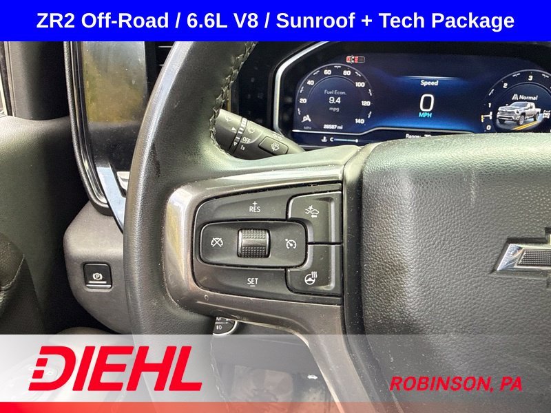 Used 2025 Gray Chevrolet ZR2 image 28