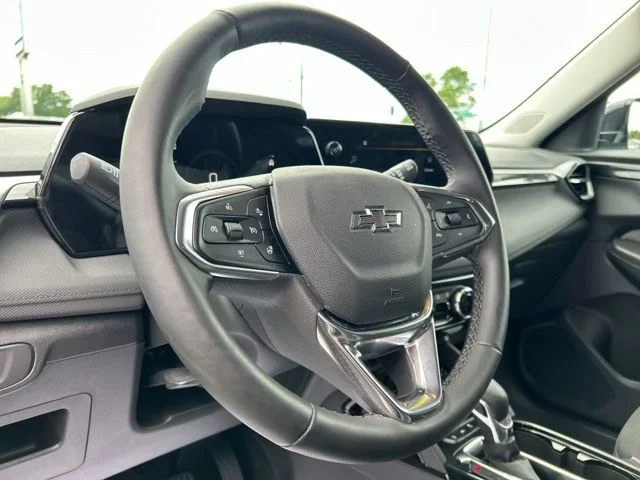 Used 2026 Cacti Green Chevrolet LT image 33