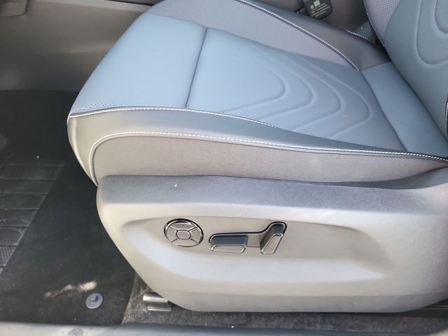 New 2026 Beige/tan Volkswagen 2.0T SE R-Line Black image 12