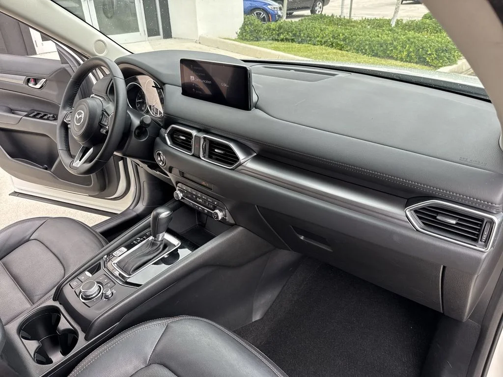 Certified Used 2023 White Metallic Mazda 2.5 S Preferred Package image 32
