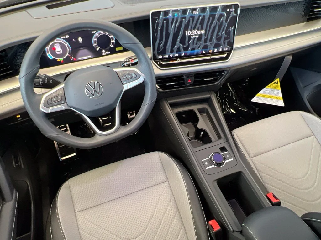 New 2026 Green Volkswagen 2.0T SE R-Line Black image 12