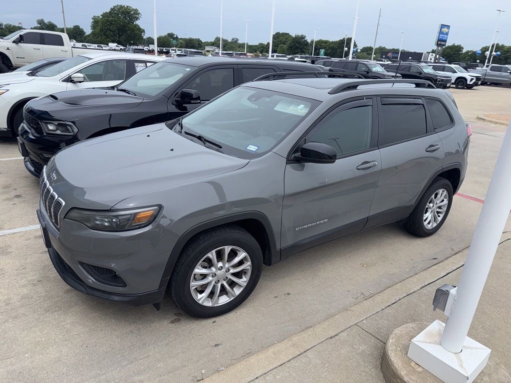 2022 Jeep Cherokee Latitude Lux's photo