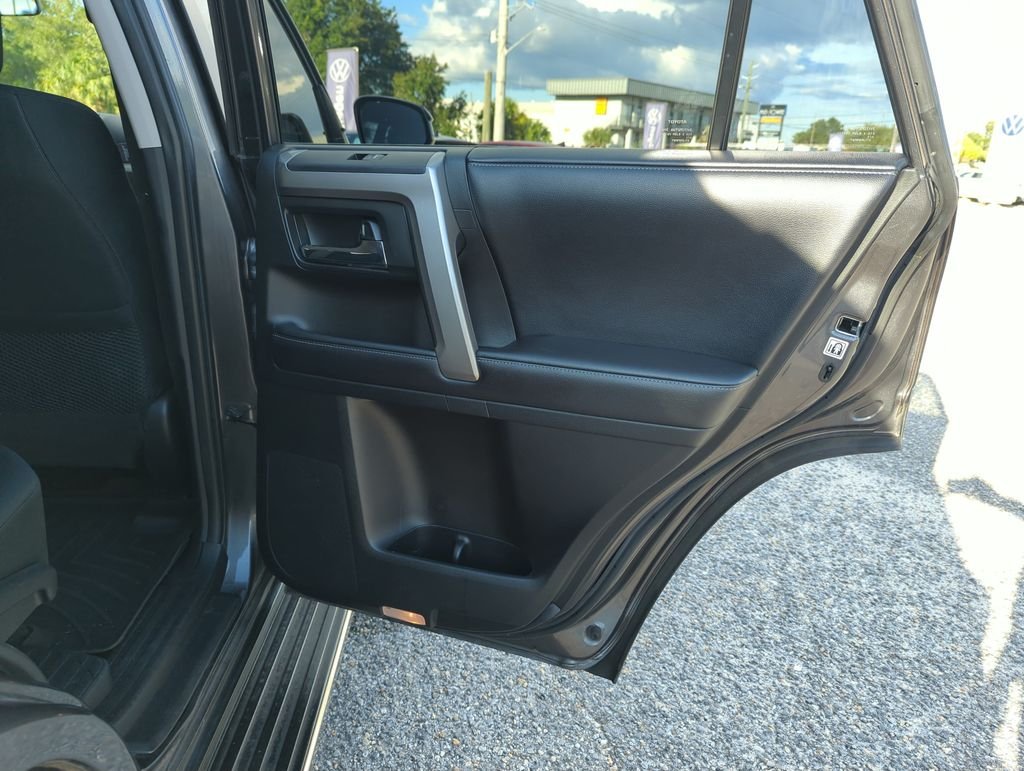 Used 2019 Gray Toyota SR5 image 30
