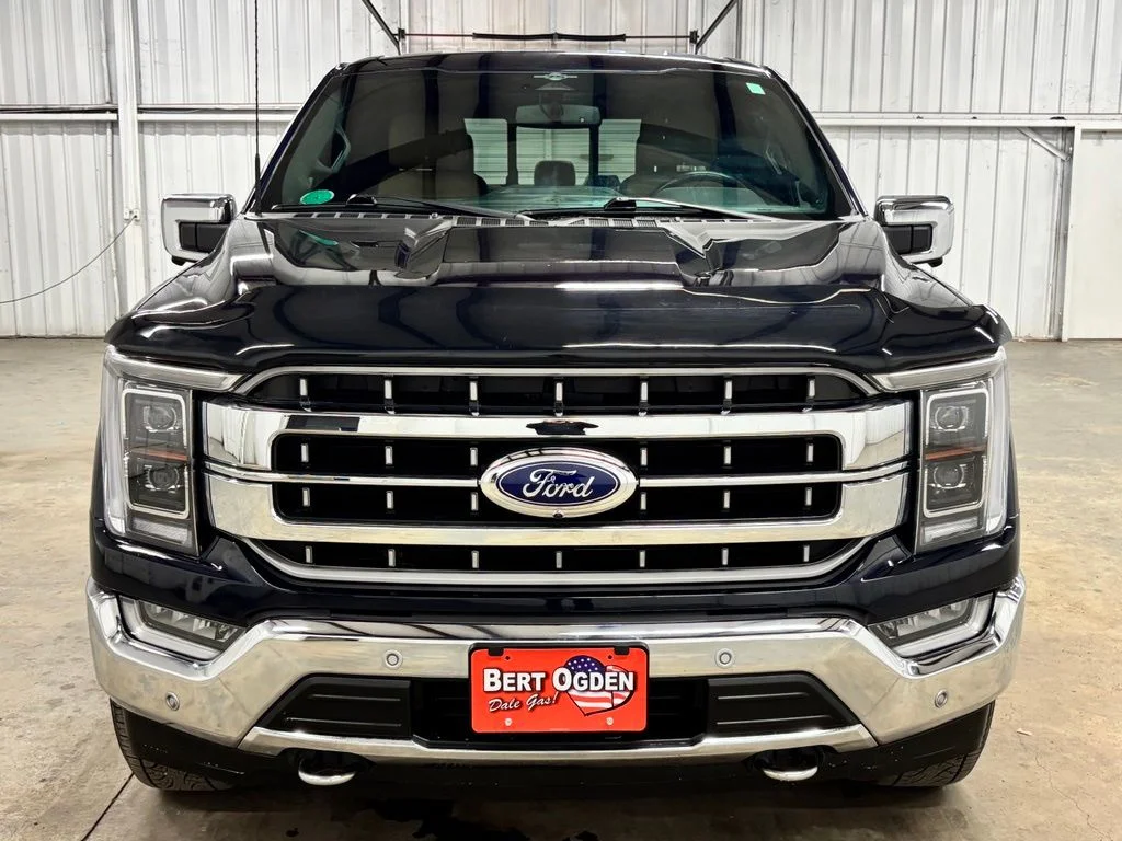 Used 2023 Blue Ford Lariat image 3