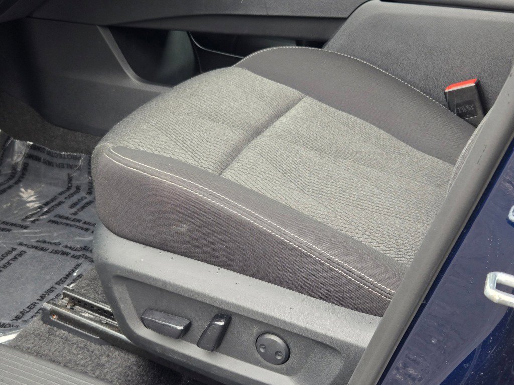 2024 Nissan Rogue SV - Photo 23