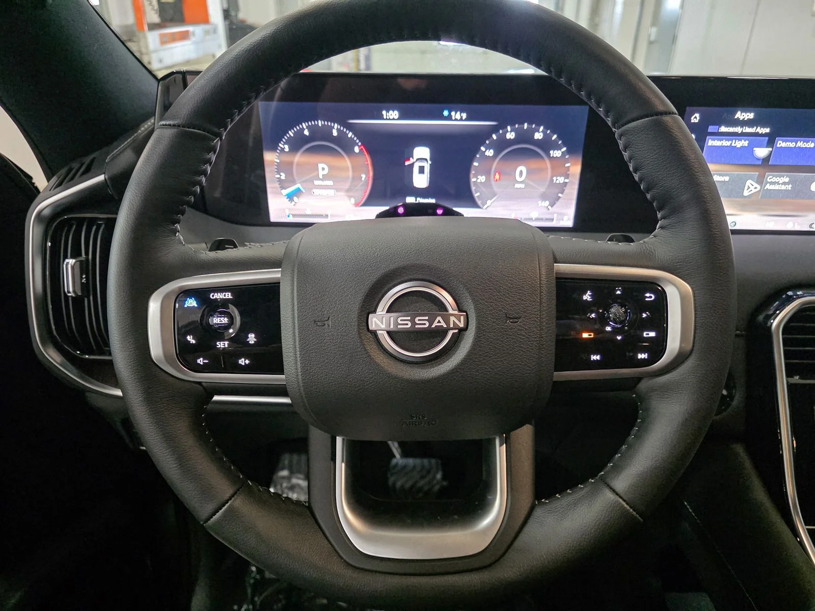2025 Nissan Armada SL - Photo 37