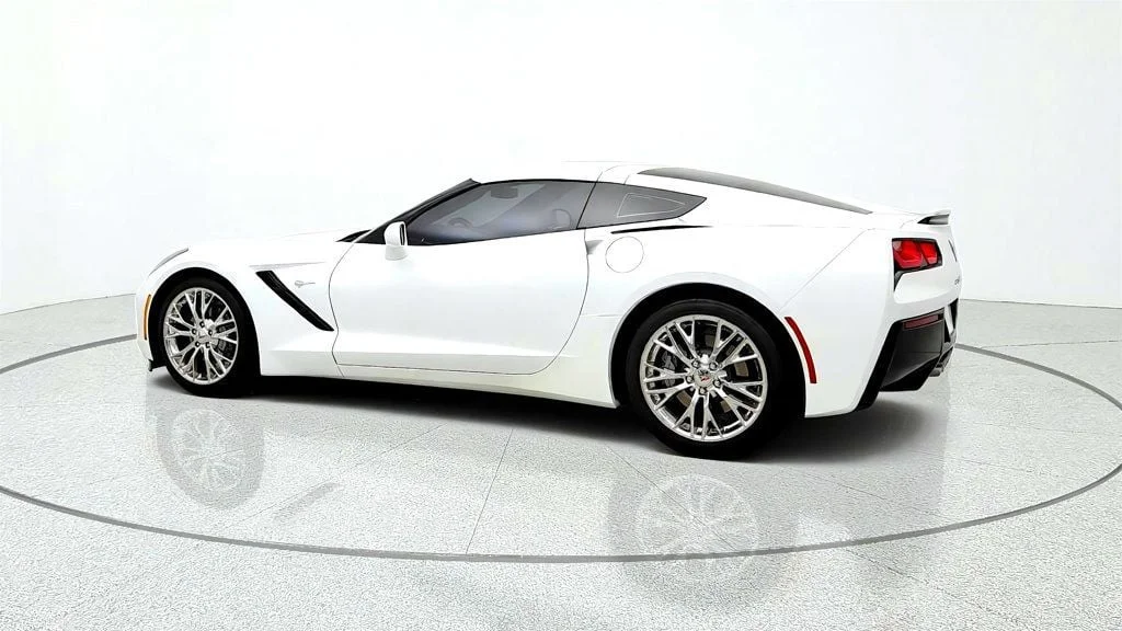 Used 2015 Arctic White Chevrolet 2dr Stingray Coupe w/1LT w/ 8-Speed Auto image 7