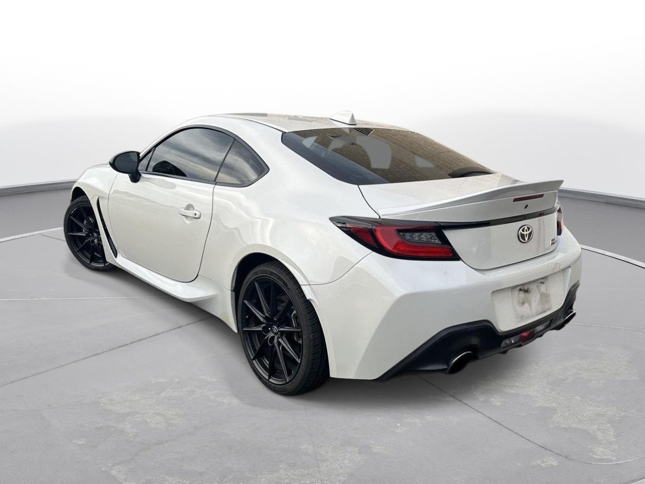 Used 2023 Halo Toyota Premium image 8