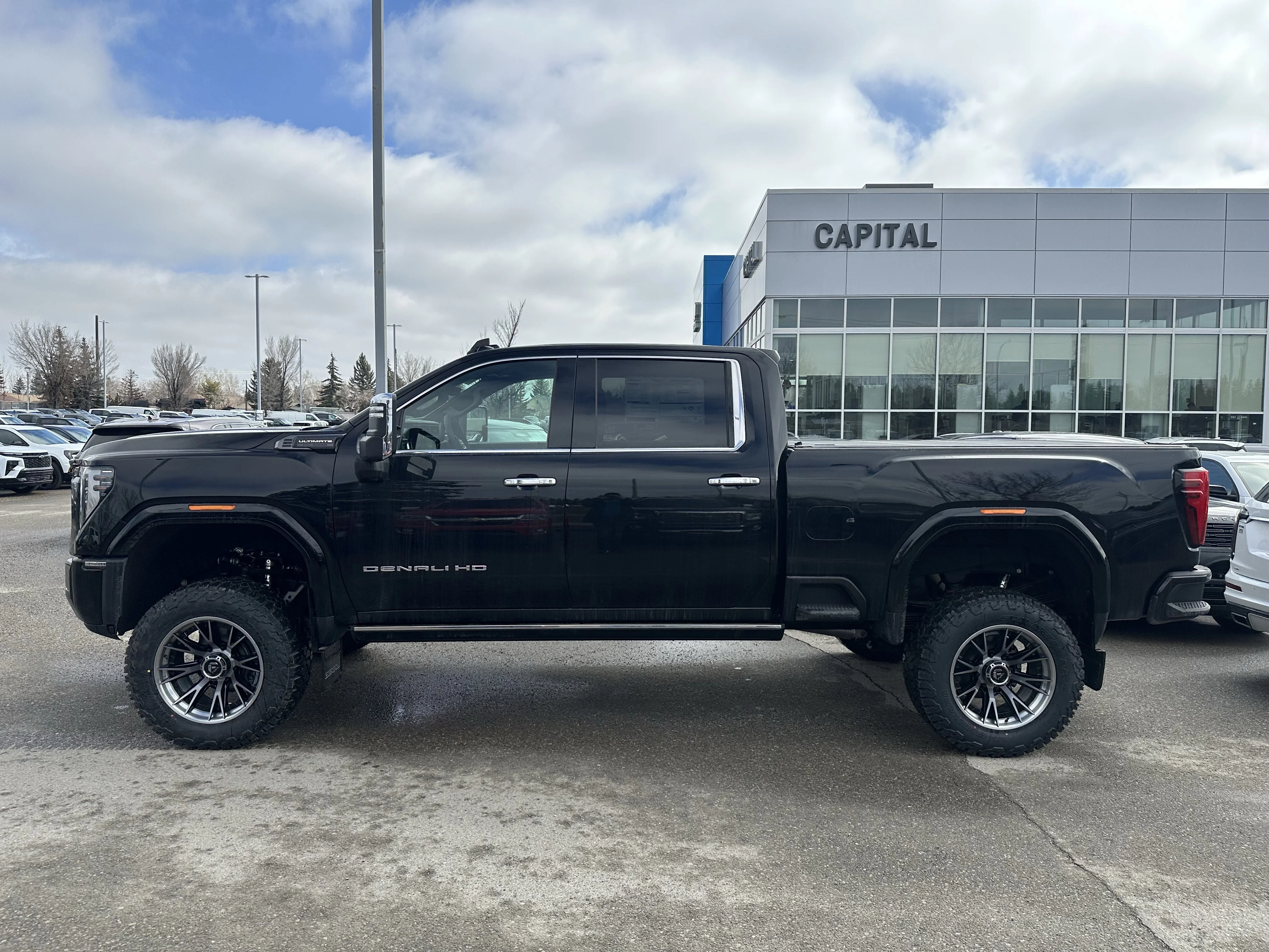 New 2026 Onyx Black GMC Denali Ultimate image 3