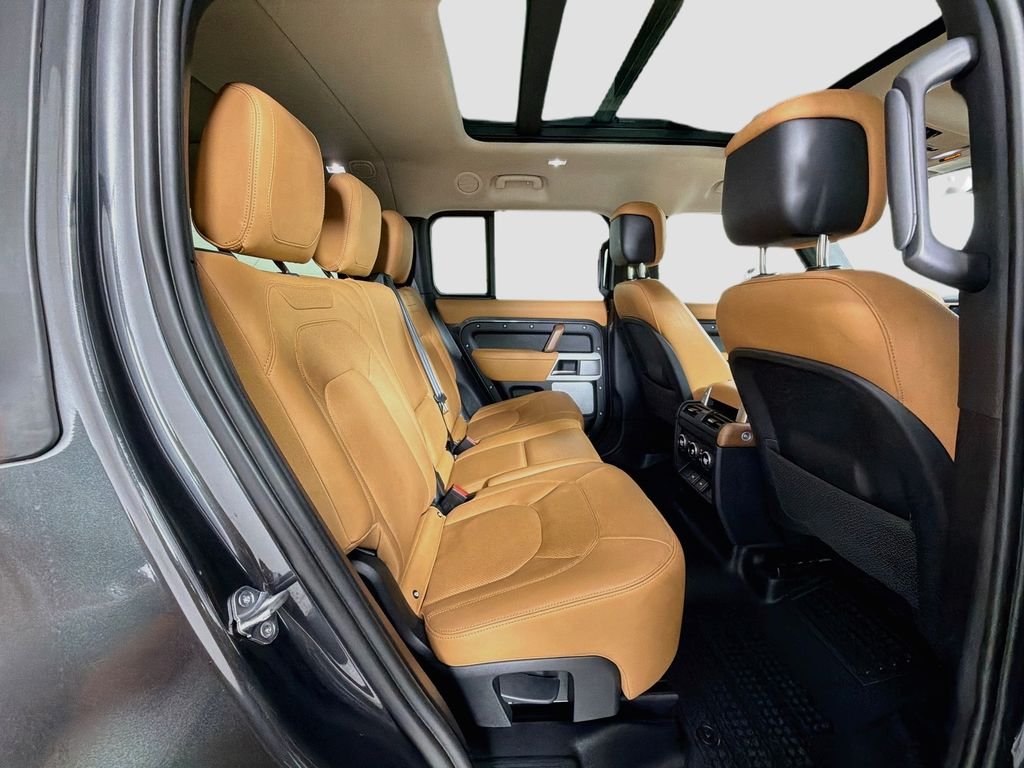 Used 2023 Gray Land Rover First Edition image 30