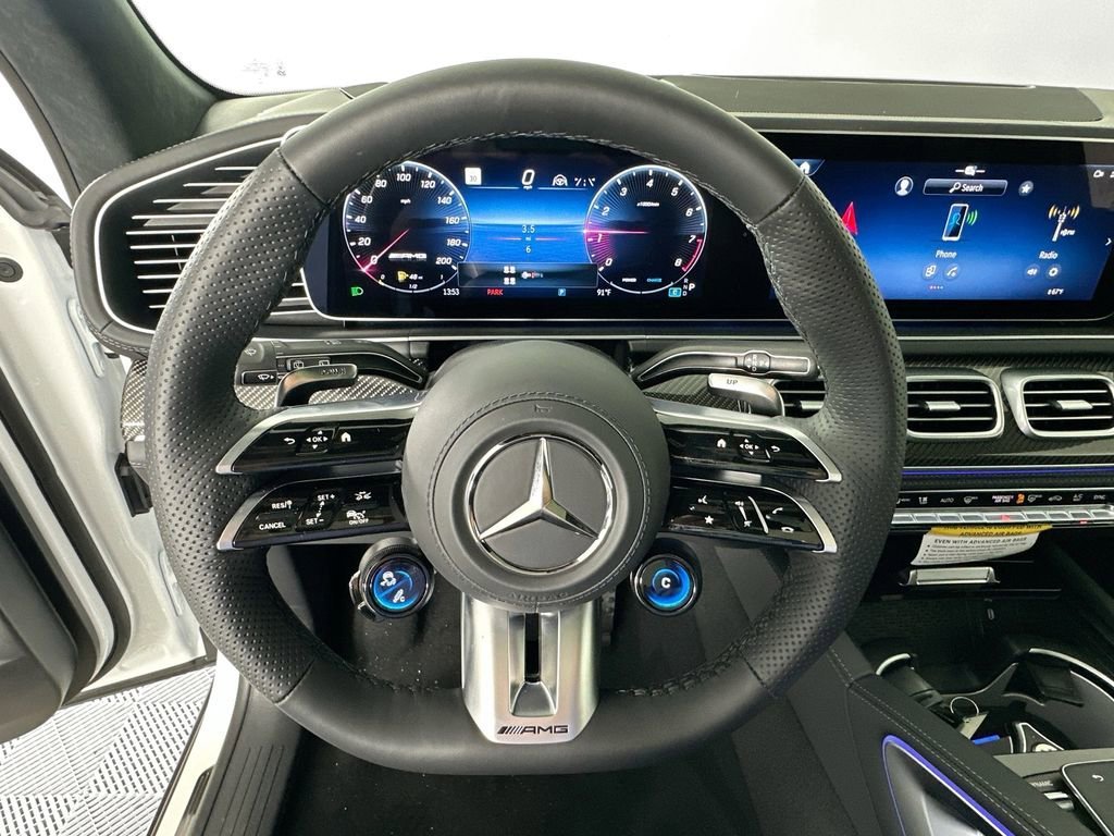 New 2026 MANUFAKTUR Moonlight White Metallic Mercedes-Benz GLS 63 AMG® image 46
