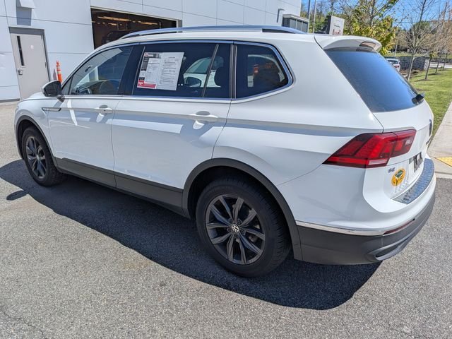 Used 2024 White Volkswagen 2.0T SE image 5