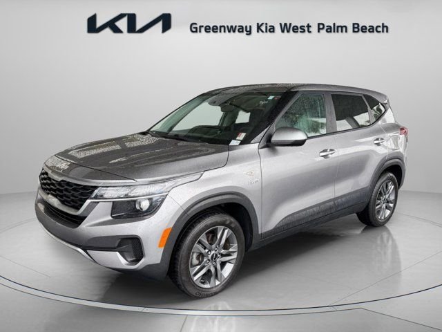 Used 2022 Gray Kia LX image 3