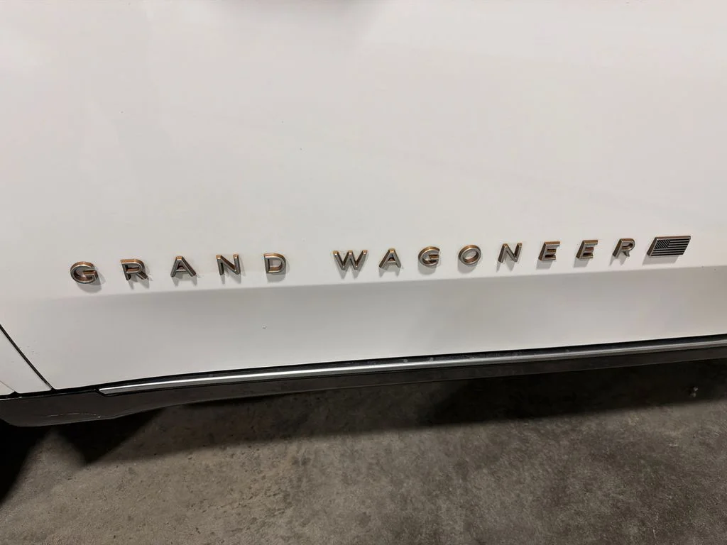 Used 2023 Bright White Clearcoat Jeep Series III image 11