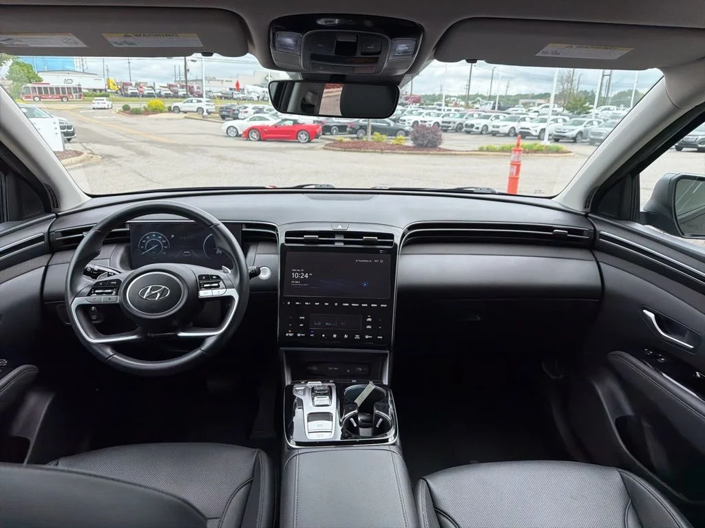 Used 2023 Black Hyundai SEL Convenience image 27