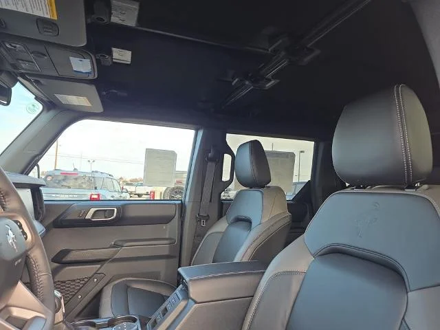 2025 Ford Bronco 4-Door Outer Banks - Photo 36