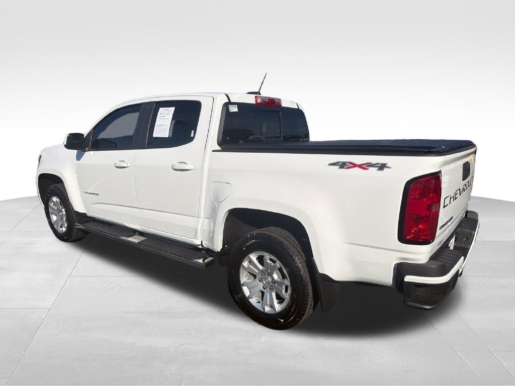 Used 2021 White Chevrolet LT image 3