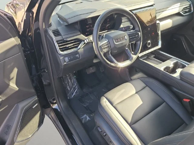 Used 2026 Ebony Twilight Metallic GMC Elevation image 21