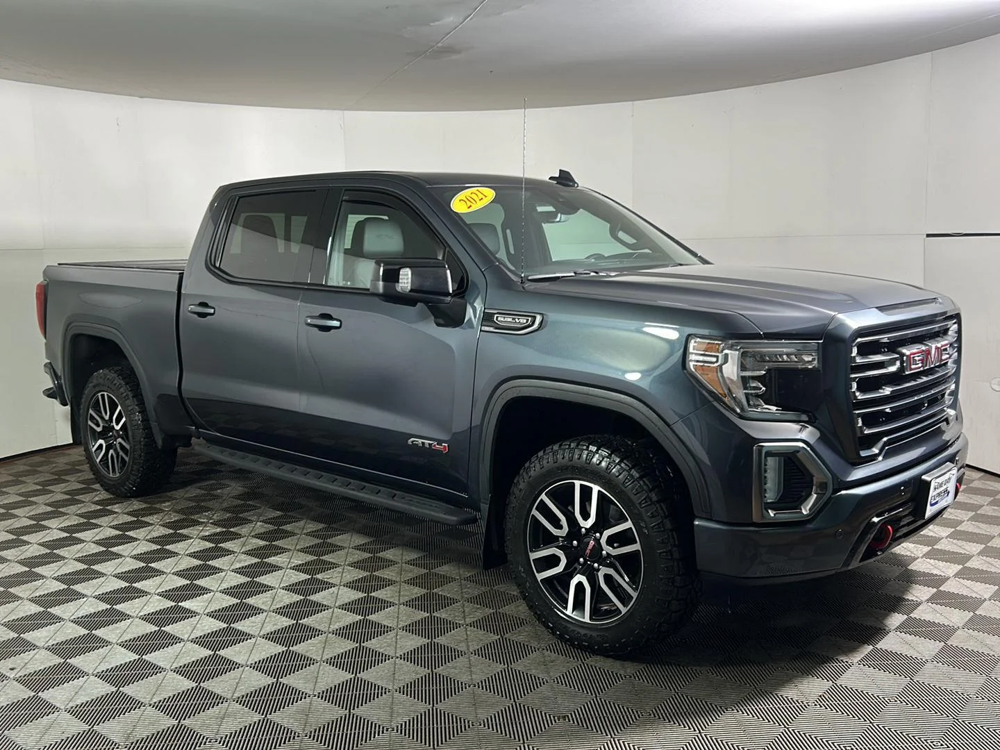 Used 2021 Dark Sky Metallic GMC AT4 image 7