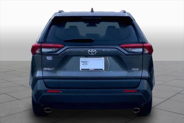 Certified Used 2023 MAGNETIC GRAY MET. Toyota  image 5