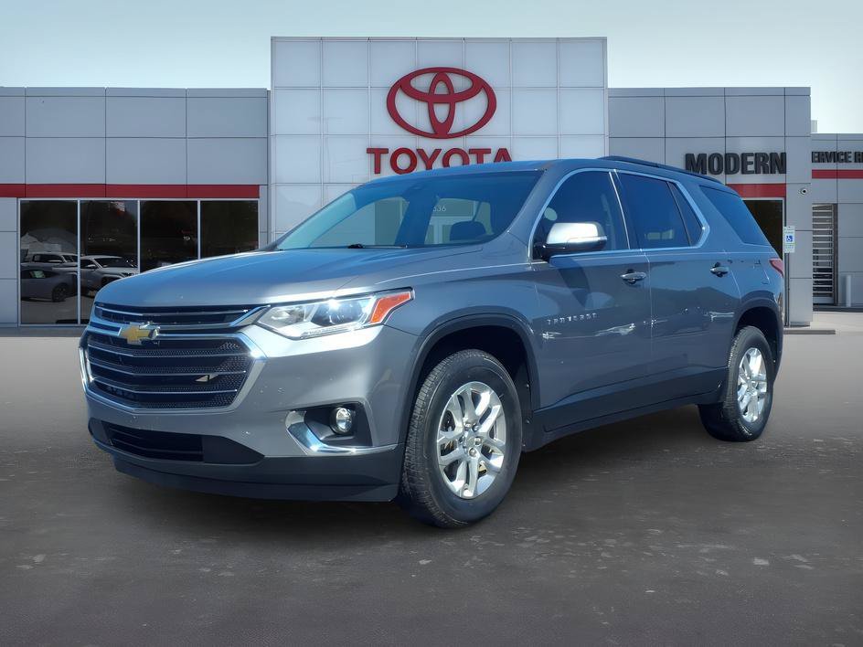 Used 2020 Satin Steel Metallic Chevrolet LT Cloth image 1