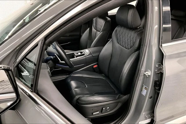 Used 2023 Hampton Gray Hyundai Calligraphy image 24