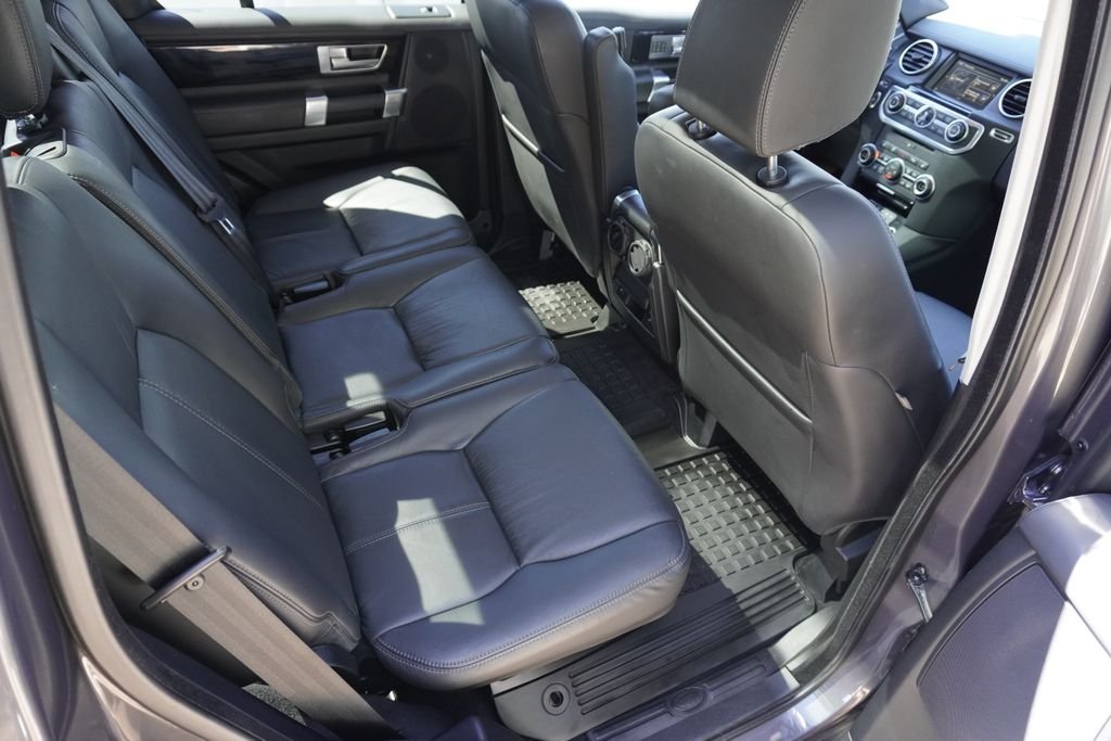 Used 2016 Gray Land Rover HSE image 26