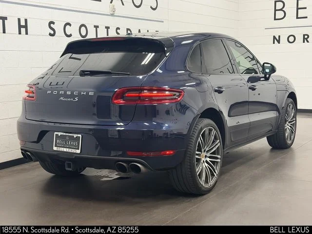 Used 2017  Porsche S image 4