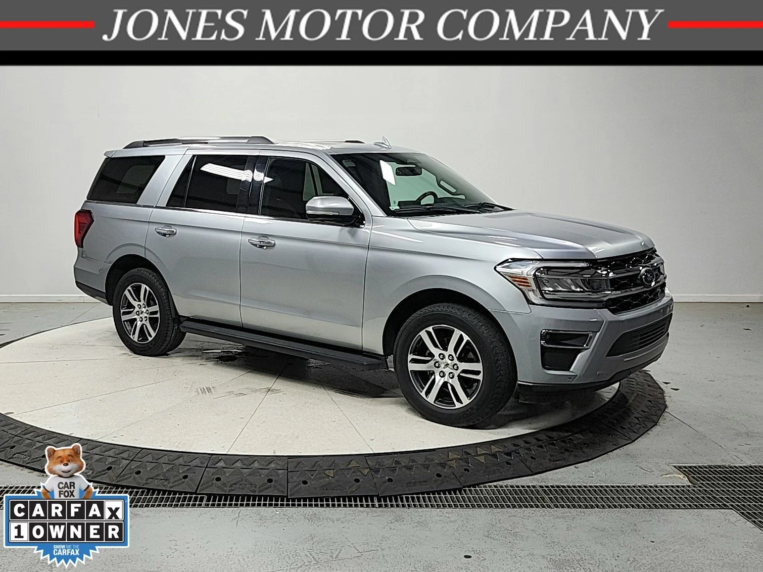 Used 2024 Silver Ford Limited image 1