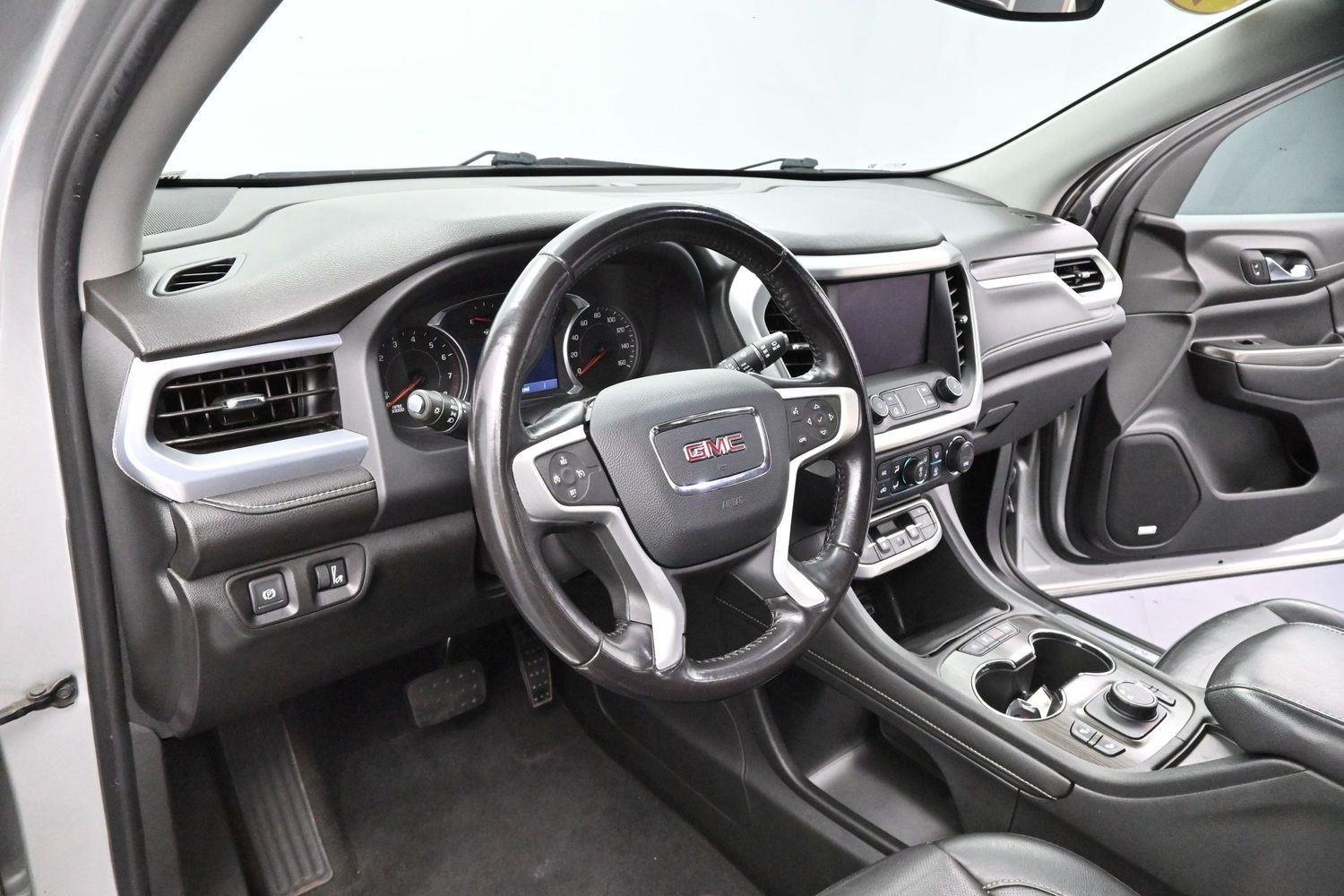 Used 2020 Quicksilver Metallic GMC SLT image 18