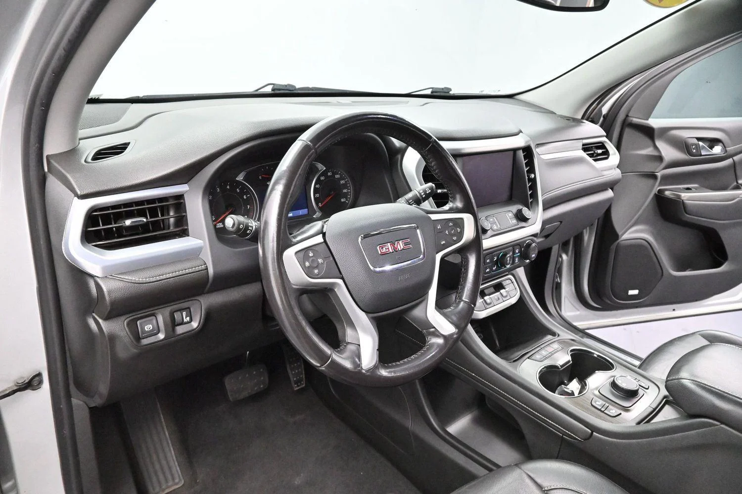 Used 2020 Quicksilver Metallic GMC SLT image 18