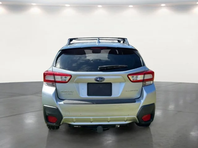 Used 2018 Silver Subaru 2.0i Premium image 10