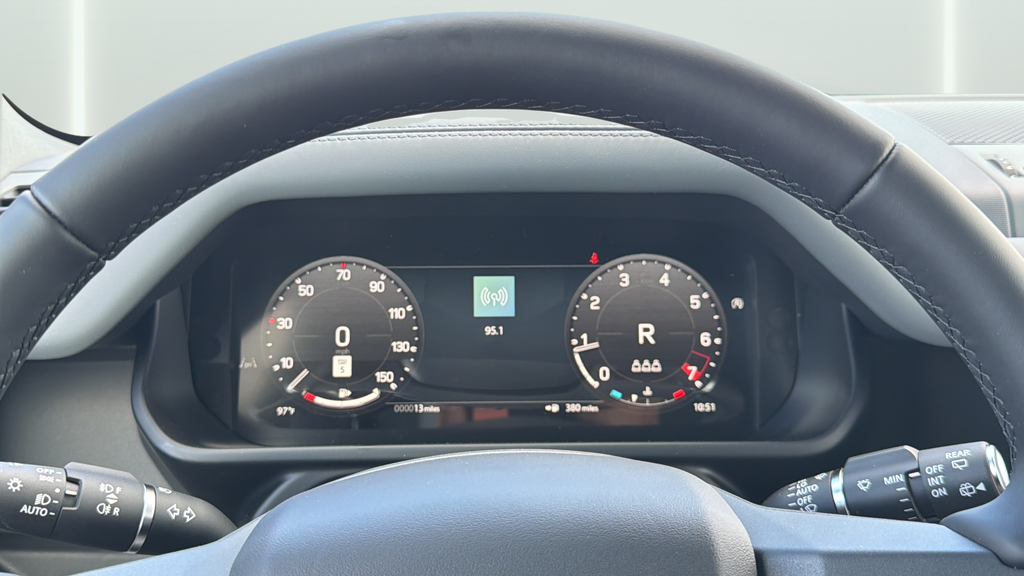 New 2026 Carpathian Grey Land Rover X-Dynamic SE image 26