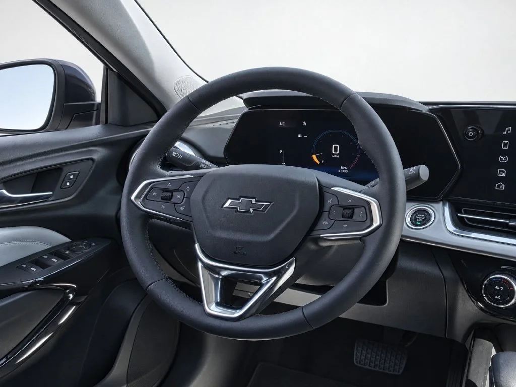 New 2026 White Chevrolet LT image 36