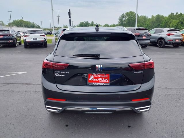 Used 2025 Black Buick Preferred image 7