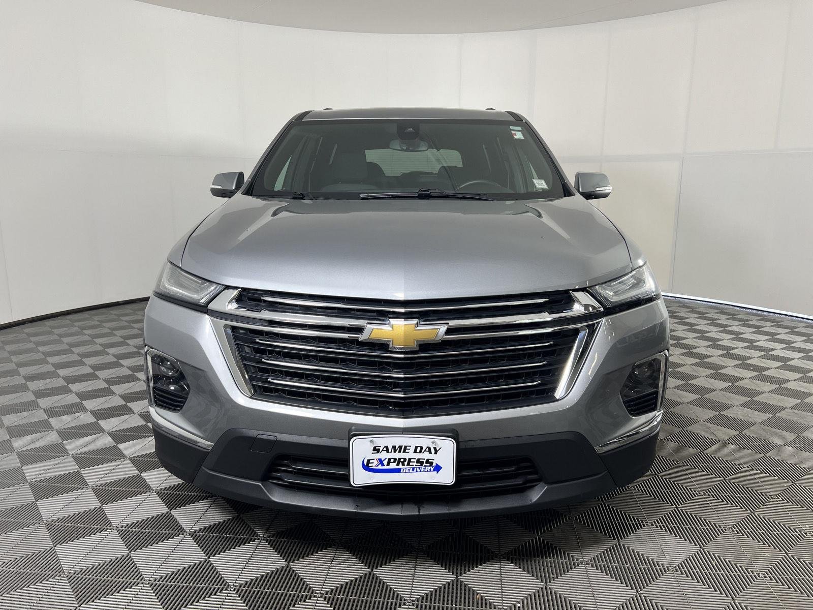 Used 2023 Sterling Gray Metallic Chevrolet LT Cloth image 31
