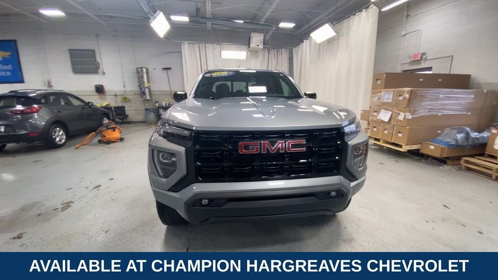 Used 2023 Sterling Metallic GMC Elevation image 3