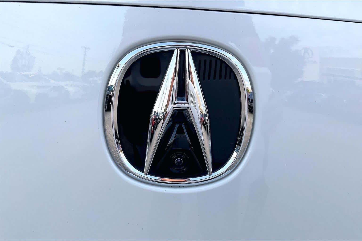 Certified Used 2025 Platinum White Pearl Acura TECH image 32