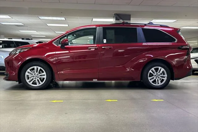 Certified Used 2025 RUBY FLARE PEARL* Toyota  image 7