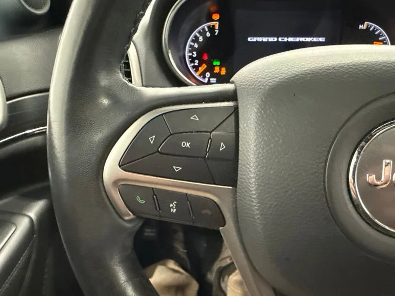 Used 2020 Red Jeep Limited image 26