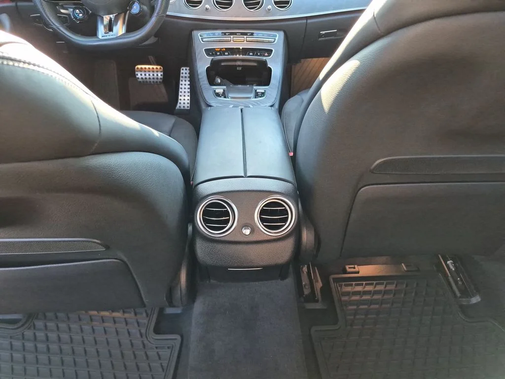Used 2022  Mercedes-Benz E 53 AMG® image 32